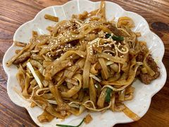 干炒牛河-南记食粥坊·宵夜大排档(岭南分店)