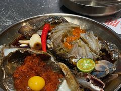 -草家酱蟹炭火烤肉店(珲春南路一店)