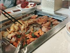 -爱客得牛排海鲜烤肉·火锅自助(春熙路黑金好店)