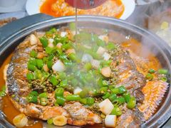 -辣尚瘾·烤鱼·新川菜(交大直营店)