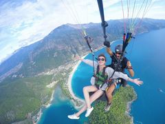 -费特希耶滑翔伞