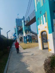 -季高兔窝窝亲子园(上海薰衣草公园店)