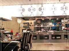-圣丰索菲特·2 On 988 Café 自助餐厅