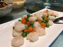-阳光家常菜游客餐厅(千佛山店)