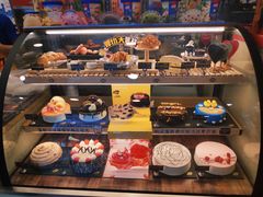 零售区-DQ·蛋糕·冰淇淋(大宁国际商业广场店)