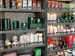 零售区-星巴克(来福士办公楼店)