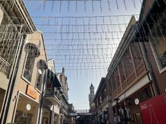 -王府井奥莱临潼小镇(临潼店)