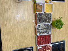 -杨老板·海鲜集市火锅·鲜切牛肉(中防万宝店)
