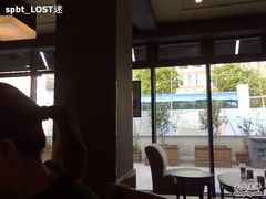 -星巴克(西藏路店)