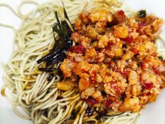 辣肉面-小桃园餐厅
