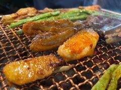 -合易泓烤肉·海肠捞饭(火车站店)