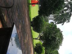 -侯臣咖啡文化村