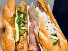 -Bánh Mì Huynh Hoa