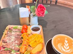 -玲婧胡同·生日蛋糕·餐厅(嘉里城店)