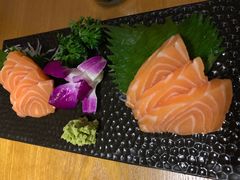 三文鱼刺身-本寻烧肉酒场(双井店)