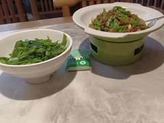 -绿草地·湘菜(酃湖师院店)