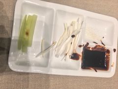 -凤凰园烤鸭店·唐山菜·传承花椒肉(老唐丰路店)
