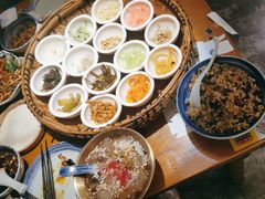 -包整·丝娃娃(一览甲秀楼风景店)