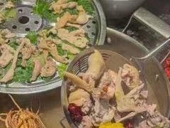 -一席地·本地鸡窝·杭帮鸡火锅(萧山银隆百货店)