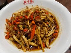 鱿鱼炒肉丝-天下客饭店(中山路店)