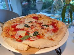 经典玛格丽特披萨-春树下·树屋花房西餐厅(罍街AS1980店)