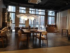 大堂-日进一片海.生腌海鲜火锅.宵夜烧烤(三里屯总店)