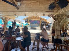 -FINNS Beach Club