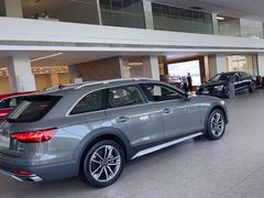 -上海冠松华奥奥迪4S店(张江店)