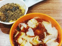 红油抄手-继红顺河抄手名小吃