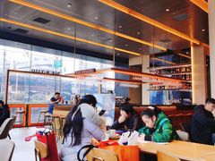 大堂-星巴克臻选(上海合生汇1F店)