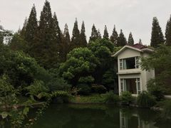 -上海怡沁园度假酒店