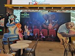 -CGV星星影城(颐堤港ScreenX店)