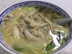 -明呈黄鱼面馆(斜土路店)