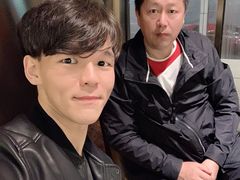 -大中华希尔顿酒店-念自助餐·嗨啤·小龙虾
