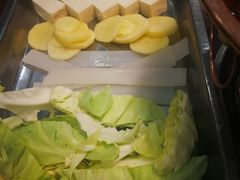 -超越炭火牛蛙火锅鸡(河东店)
