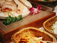 -椰子湾·海南火锅·糟粕醋·椰子鸡(正大广场店)