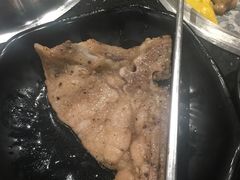 -钱小主·自助回旋烤肉火锅餐厅(东方新天地店)