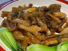 -赶海部落海鲜城(海阳路店)