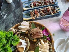 -慢丽江·云南野生菌土鸡锅(西山店)