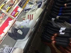 -东荟城名店仓