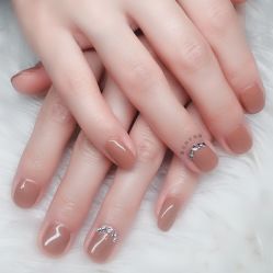 -夏花美甲美睫