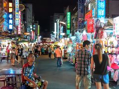 -六合夜市