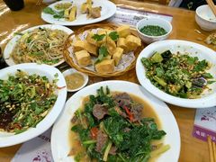 -正宗普宁豆干坊·洪记砂锅粥(红领巾路店)