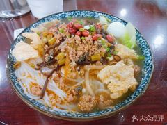 -东门七爷螺蛳粉(浦东店)