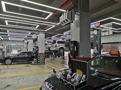 -哈贝卡汽车服务连锁(高新二路店)