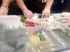 -两只老饕(银泰创意城店)