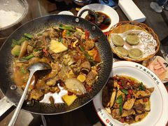 -富正毅三下锅·湘西韵味(天门山索道店)