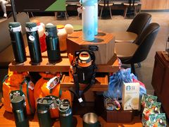 零售区-星巴克臻选(北京凤凰汇店)