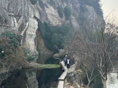 -绍兴东湖风景区