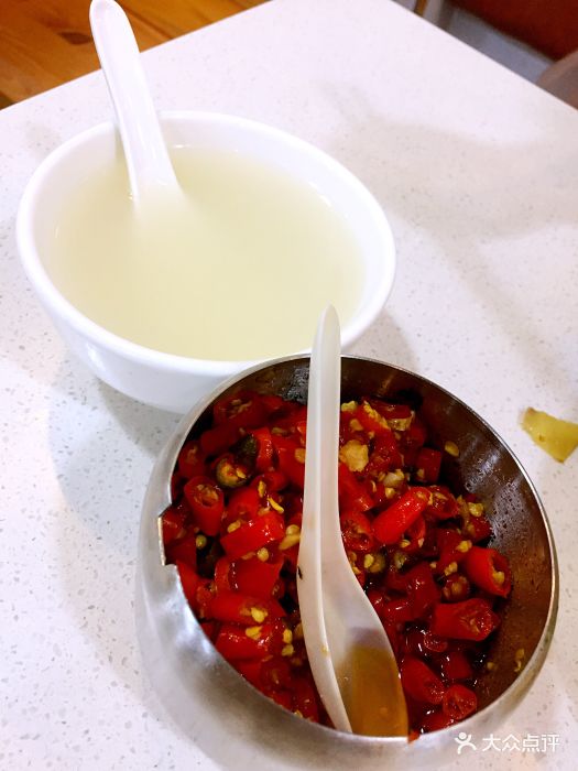 粤味坊烧腊快餐例汤图片 - 第8张